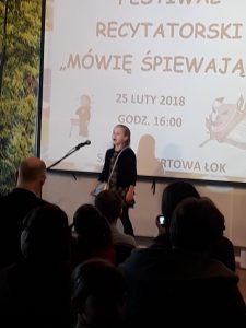 W Łubniańskim Ośrodku Kultury recytowali „Śpiewająco” 16