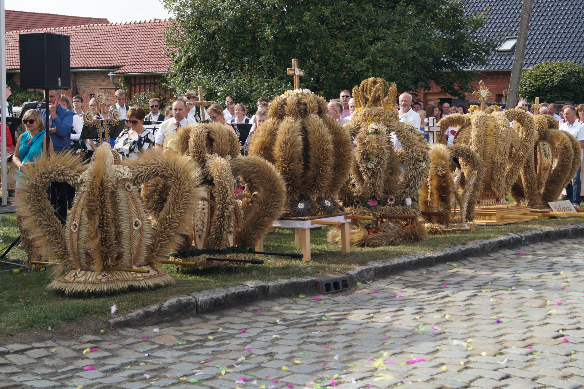 Tradycja i nowoczesność - dożynki gminne w Jełowej 2