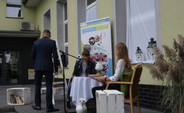 Słowa polskich nowej poniosło echo 6