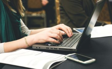 Opolscy przedsiębiorcy składają wnioski o odroczenie składek 8