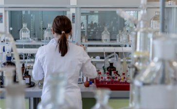 Wstępne wyniki badań nad lekiem przydatnym w leczeniu COVID-19 pod koniec kwietnia 7