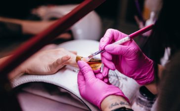 Kosmetyczki wróciły do gabinetów, ale na nowych zasadach 6