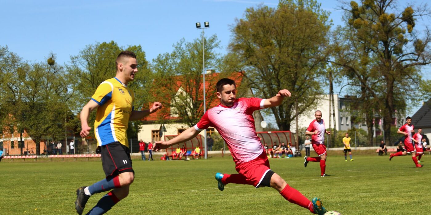 Klasa okręgowa. Polonia Karłowice – Victoria Dobrzyń 0-0 1