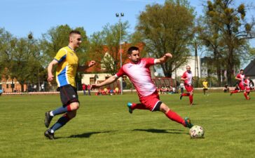 Klasa okręgowa. Polonia Karłowice – Victoria Dobrzyń 0-0 10