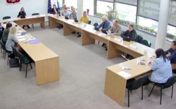 Z nadzwyczajnej sesji Rady Gminy Popielów 5