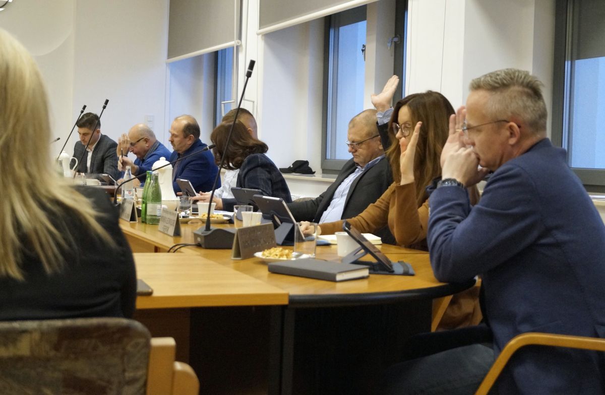 Z posiedzenia dobrzeńskich radnych. Gmina Dobrzeń Wielki ma nową strategię rozwoju 10