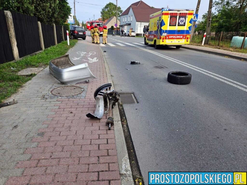 Dwa mercedesy zderzyły się w Dobrzeniu Wielkim 6
